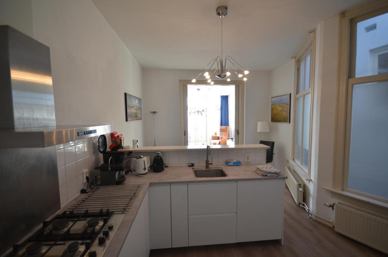Fraai Appartement Direct Aan Zee Op Toplocatie. 弗利辛恩 外观 照片