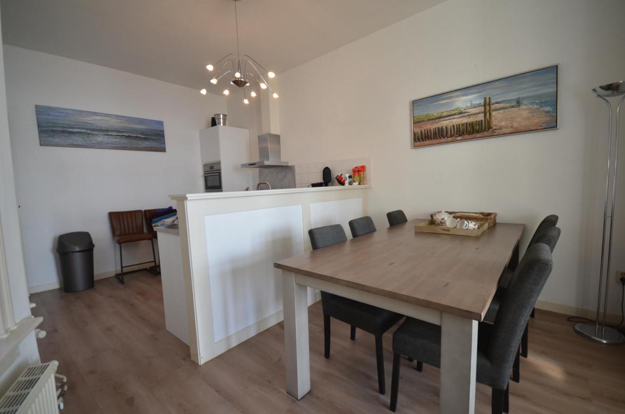 Fraai Appartement Direct Aan Zee Op Toplocatie. 弗利辛恩 外观 照片